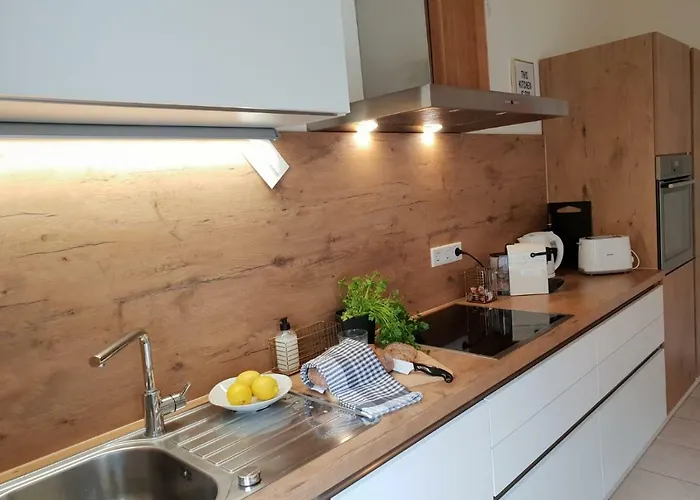 Stylisch-gemütliche 70qm Im Zentralen D-derendorf *