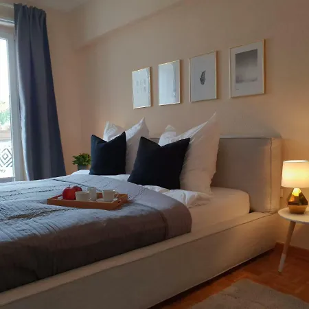 Apartmán Stylisch-gemuetliche 70qm Im Zentralen D-derendorf